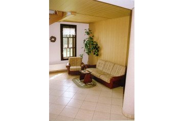 Rumunija Privát Mănăstirea Humorului, Eksterijer